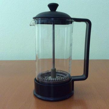 BODUM 3 CUP FRENCH PRESS GLASS COFFEE AND TEA PLUNGER