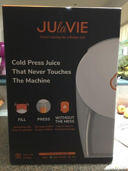 JULaVIE Cold Pressed Juicer