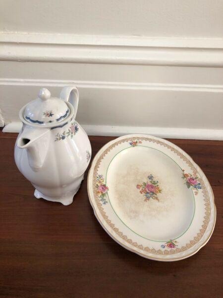 Vintage pieces - plate & teapot