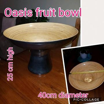 Oasis bamboo serving fruit bowl stand