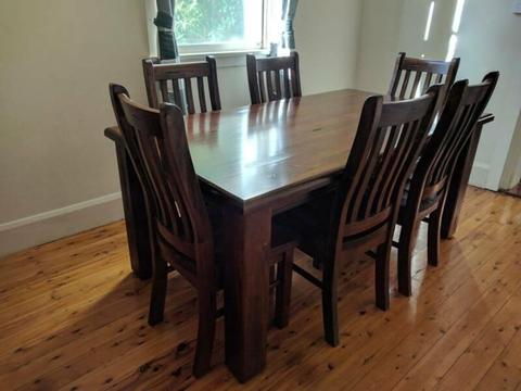 Dinning table set with 6 chairs