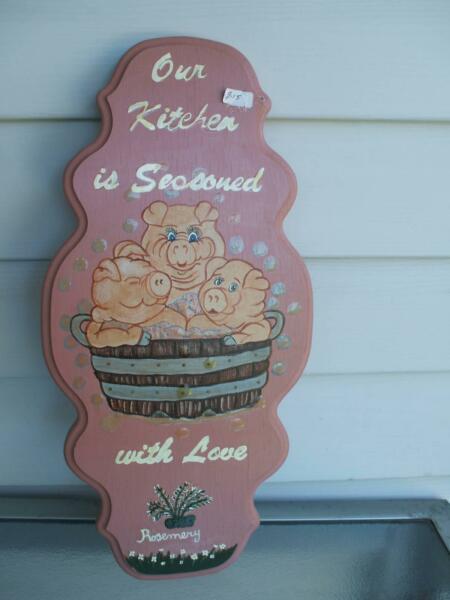 KITCHEN PLAQUE (PIGS) - YEAR OF THE PIG