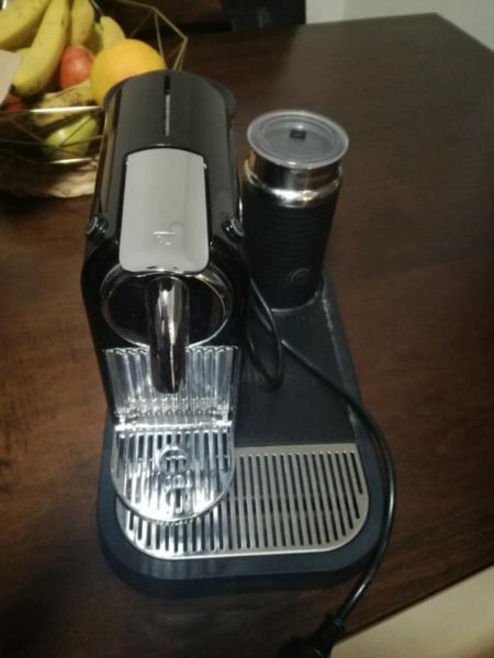 Nespresso coffe machine