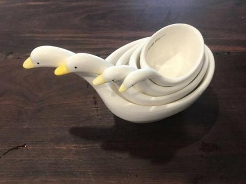 Set of 4 Ceramic Duck Nesting Measuring Cups