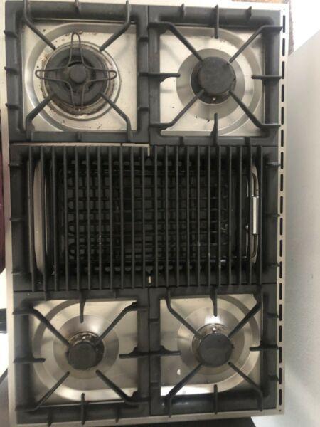 Gas oven cook top