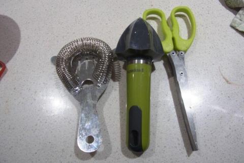 juicer/ searing scissors and wind whisk get makes