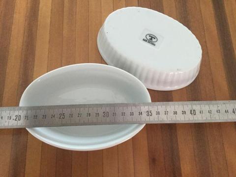 Pie Dish x 57 - buy any quantity @ $1 ea or $50 the lot