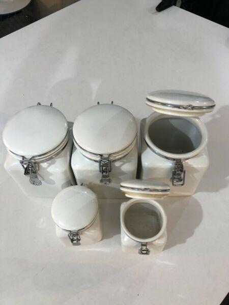 White Maxwell willians canisters