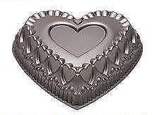 HEART SHAPED Wilton Crown of HEARTS cake tin