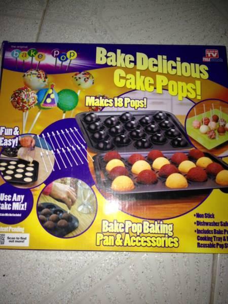 Pop Cake Baking Set