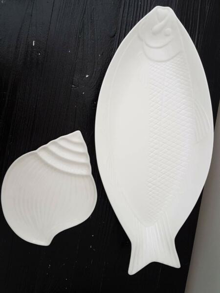 White Porcelain Serving Platters / Dishes Seafood Fish Shell