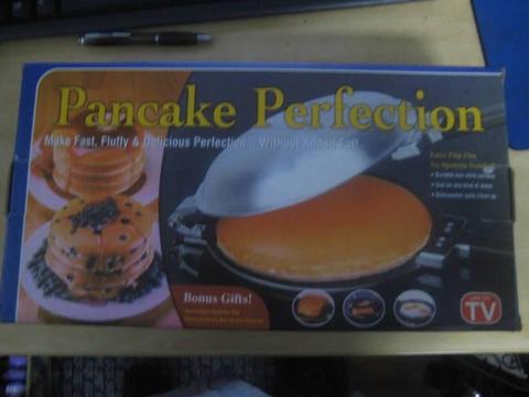 Pancake Perfection Easy Flip Pan Pan Cake Maker Cookware