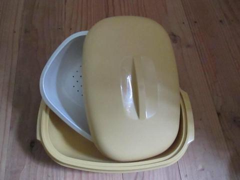 Tupperware Vegetable Steamer and Cookie Box 15,= for both items