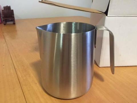 Heavy Stainless steel large milk frothing jug