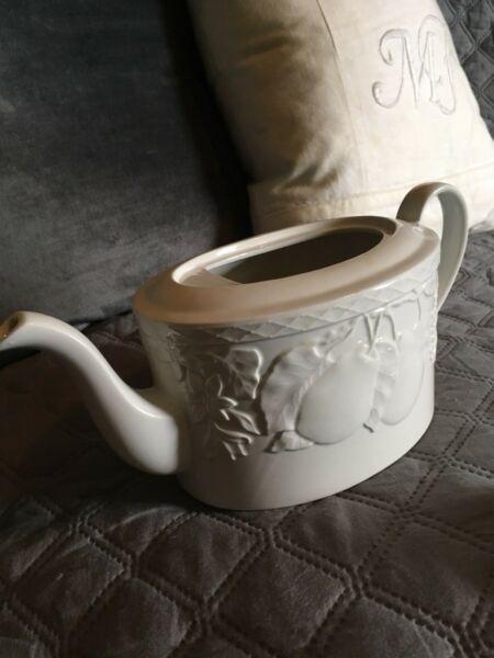 Lovely Tea Pot or Coffee Pot