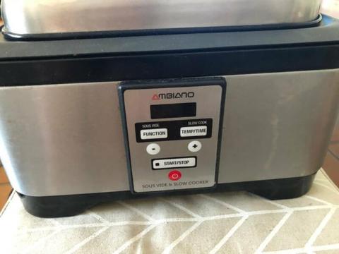 Slow Cooker and Sous Vide- Great Condition