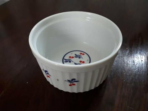 Small porcelain dish Made in Japan