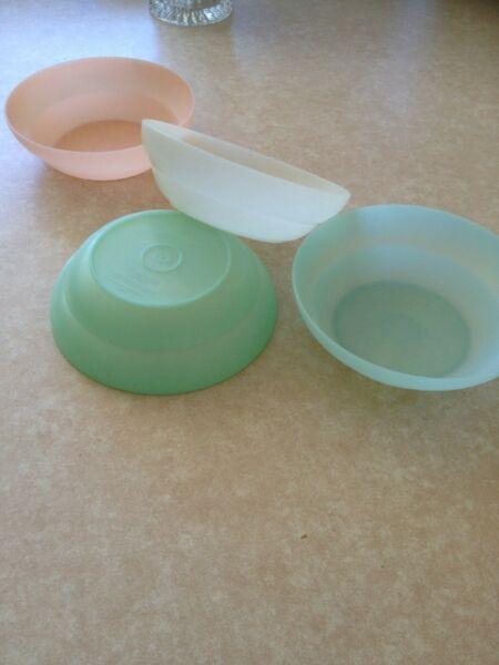 Wanted: Vintage tupperware cereal bowls WANTED