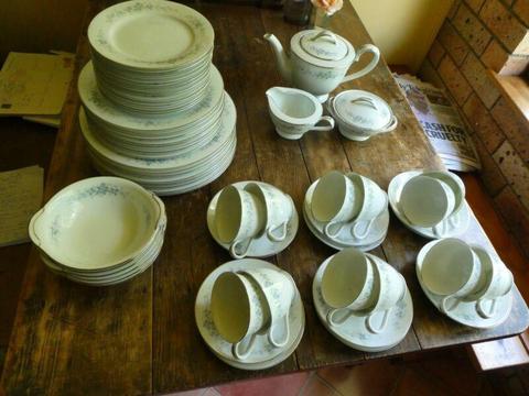 NORITAKE dinner set and tea set. Whopping 63 pieces. 'Romaine'