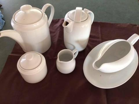 Tea and coffee pots with sugar & milk gravy boat