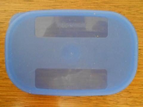 Tupperware blue lid #2085C spare part VGC