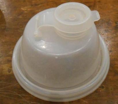Tupperware vintage #564 Quick Shake lid spare part