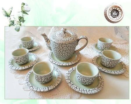 VIETNAMESE CRACKLE TEASET ON STAND 6 CUPS & SAUCERS