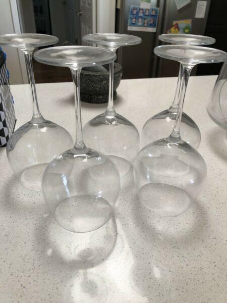 5 extra large red wine glasses