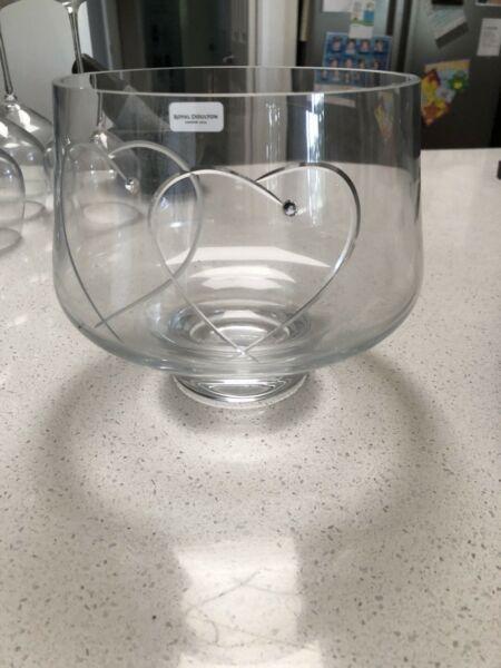 Royal dolton bowl glass