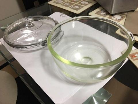 Pie plate dish, glass lid, bowl