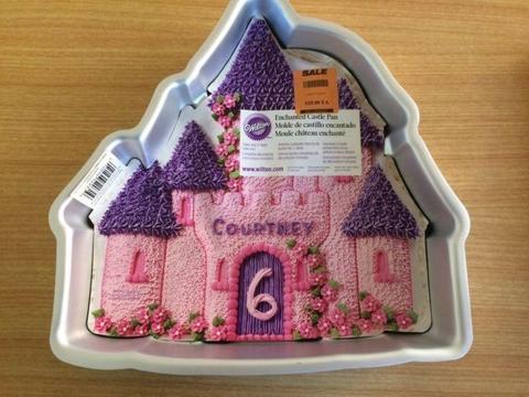 WIlton princess castle baking tin