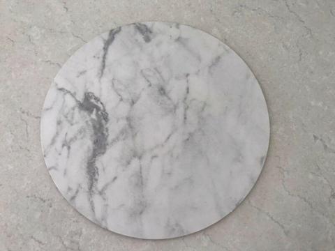 75 Marble Look Placemats