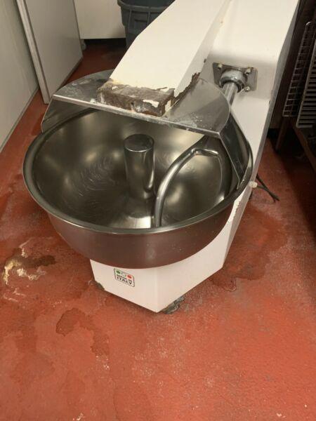 2012 MECNOSUD FORKED DOUGH MIXER WITH 30 LT BOWL