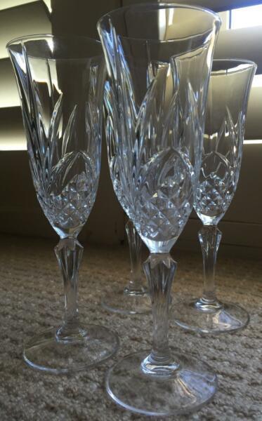4 New Crystal Champagne Flutes