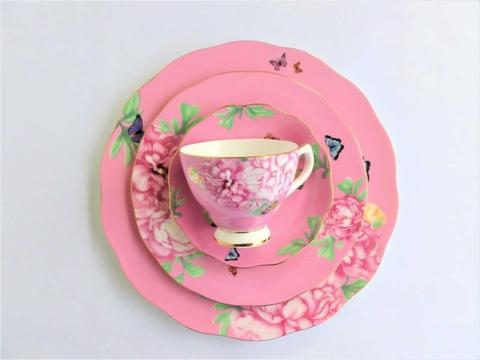 Luxurious pink flower decal with butterfly 16 pieces dinner set