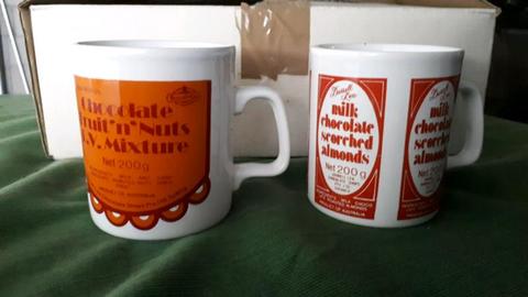 Darrell Lea Original Coffee mugs x 12 set (Brand New)