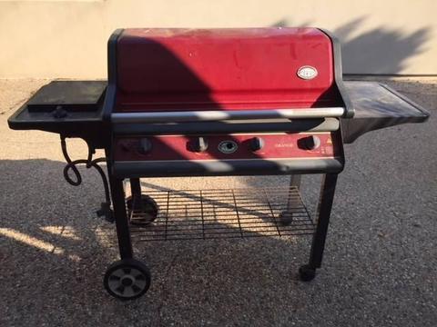 Jackaroo 4 burner BBQ- good condition with plate