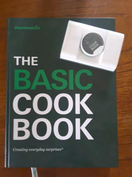 Thermomix TM5 cookbook and chip