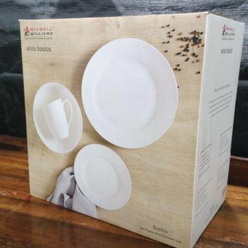 New - Boxed Dinner Set - Maxwell Williams 16 pieces