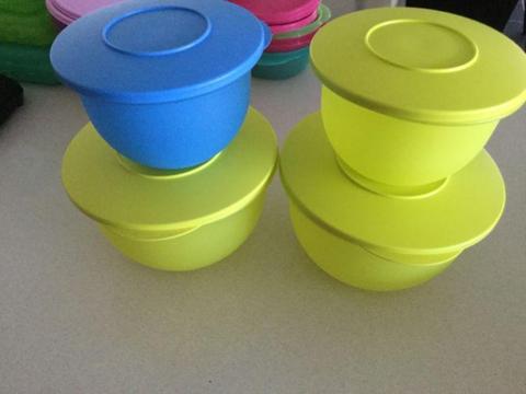 Tupperware x 4 multi purpose bowls with lids