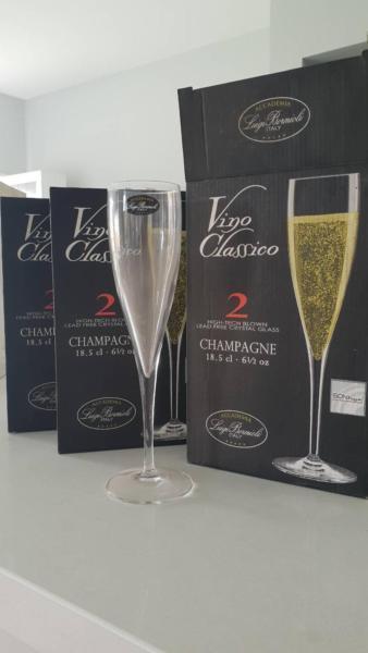 Luigi Bormioli Champagne glasses (x6) BNIB