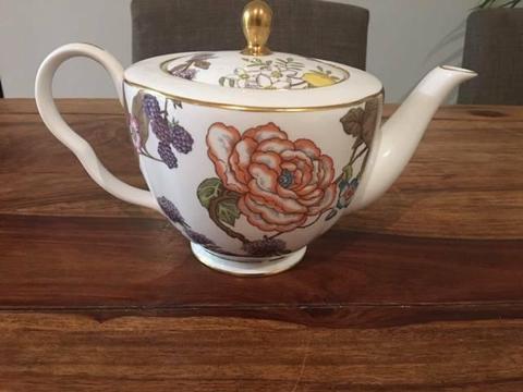 Wedgwood Tea Garden Teapot PLUS sugar bowl, jug