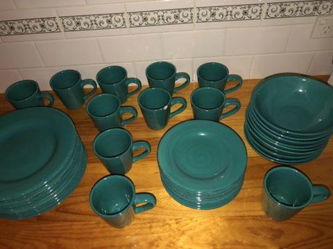 Casa domani 37 piece dish set, bowls, plates and mugs