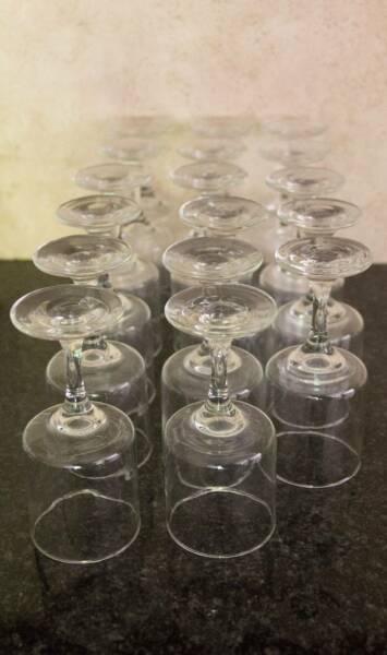 17 x Small Beer Glasses - Great Condition. Marsfield