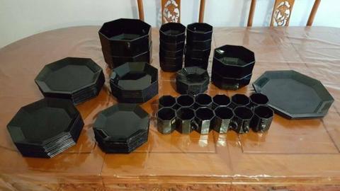Arcoroc Black Octime Complete French Dinner Set