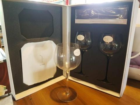 Plumm Handmade Vintage White Wine Glassware NEW Bonus Glass