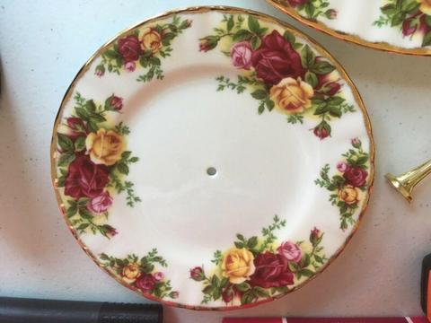 3 x Brand New Royal Albert Old Country Roses Triple Tiered Cake Plate