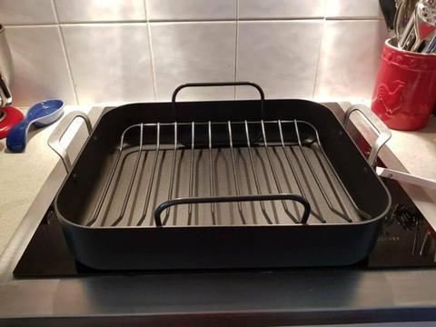 KitchenAid roaster with rack