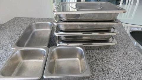 Bain Maree stainless dishes with lids