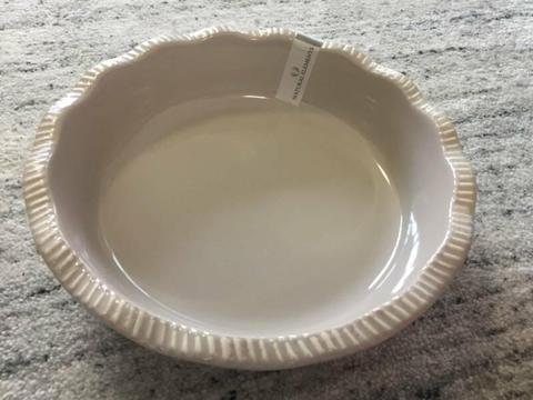 Natural Elements Grey Ceramic Fluted Pie Dish